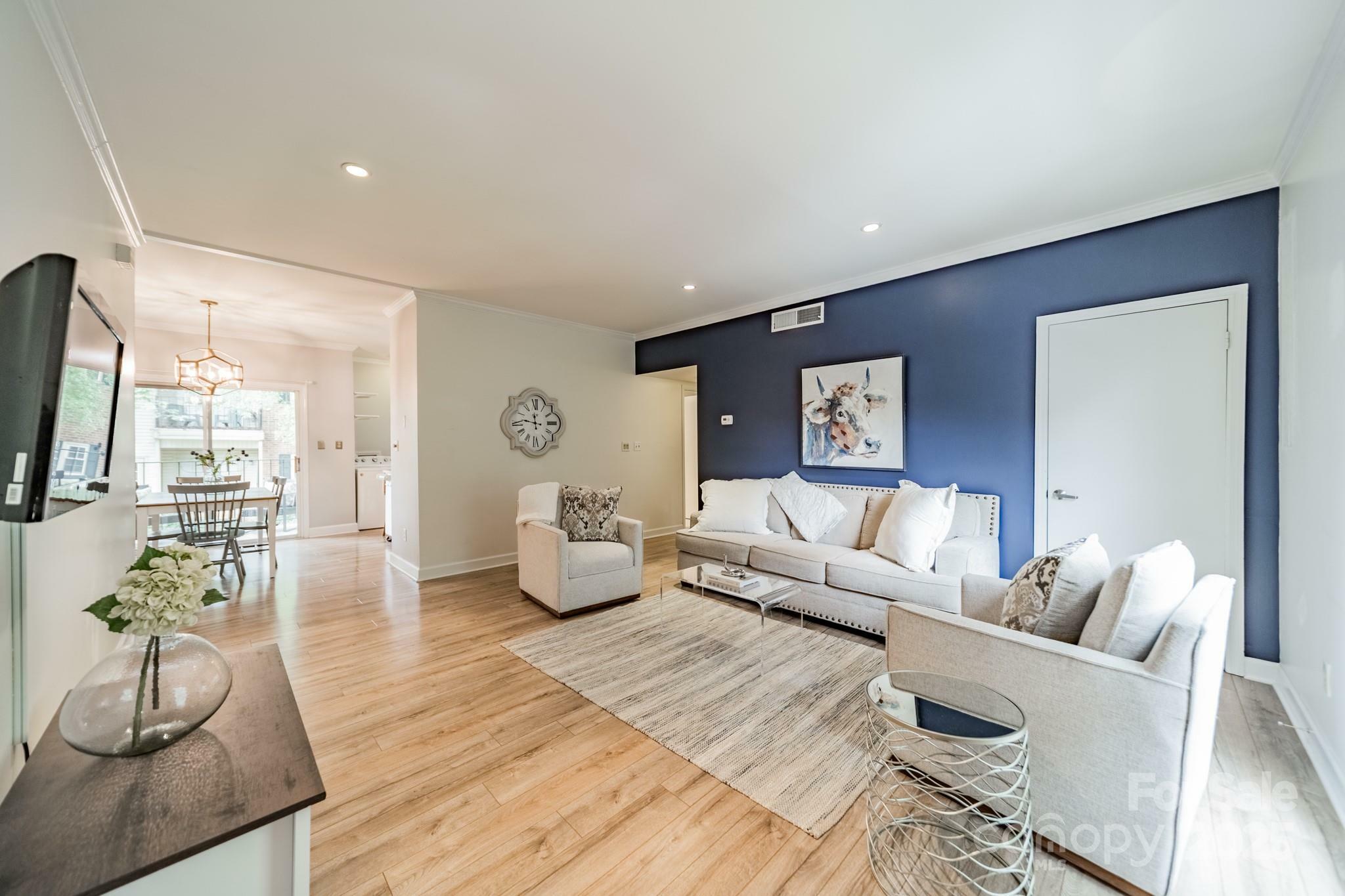 5927 Quail Hollow Road H  Charlotte NC 28210 photo
