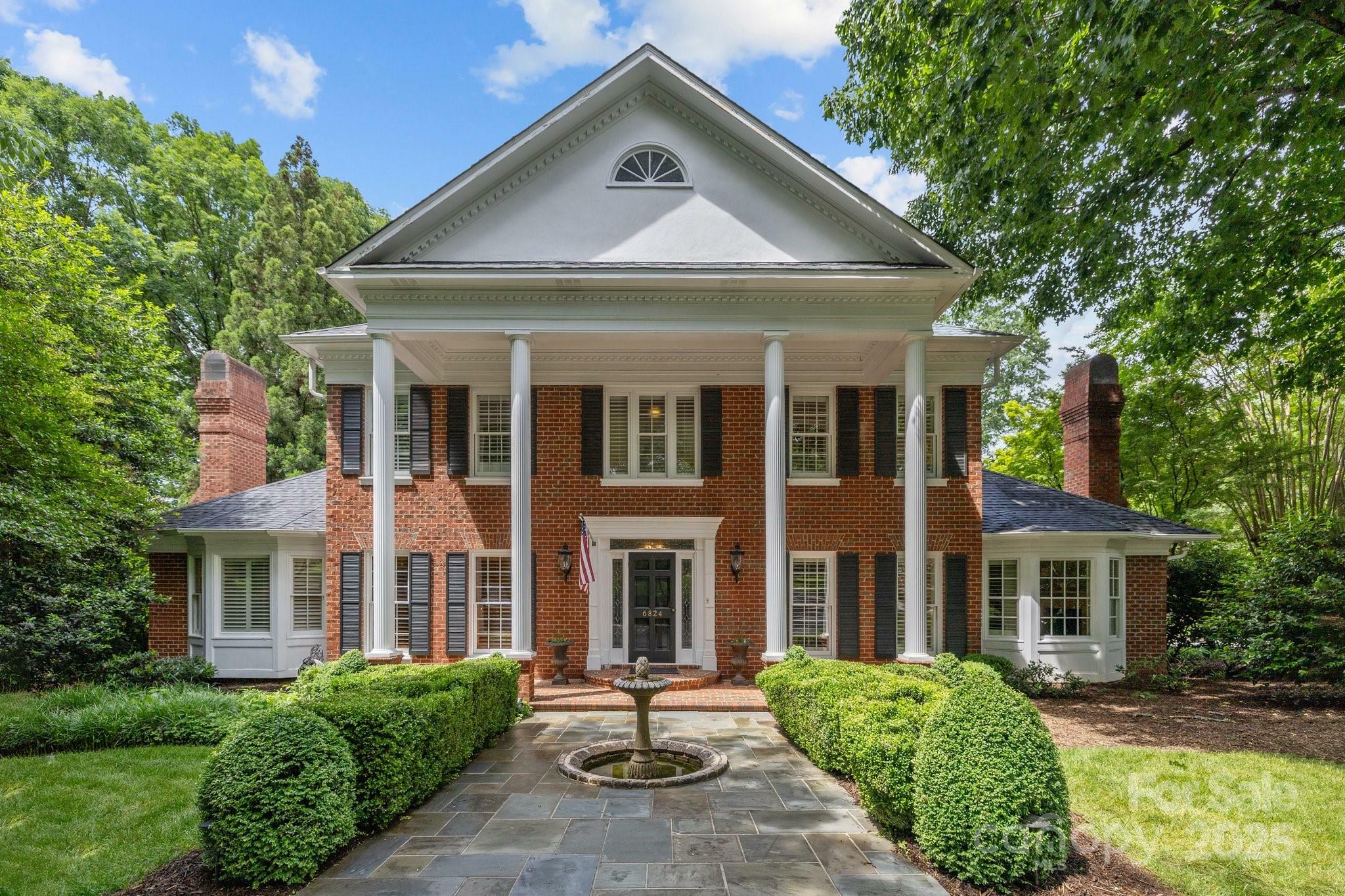 Property Photo: 6824 N Baltusrol Lane NC 28210