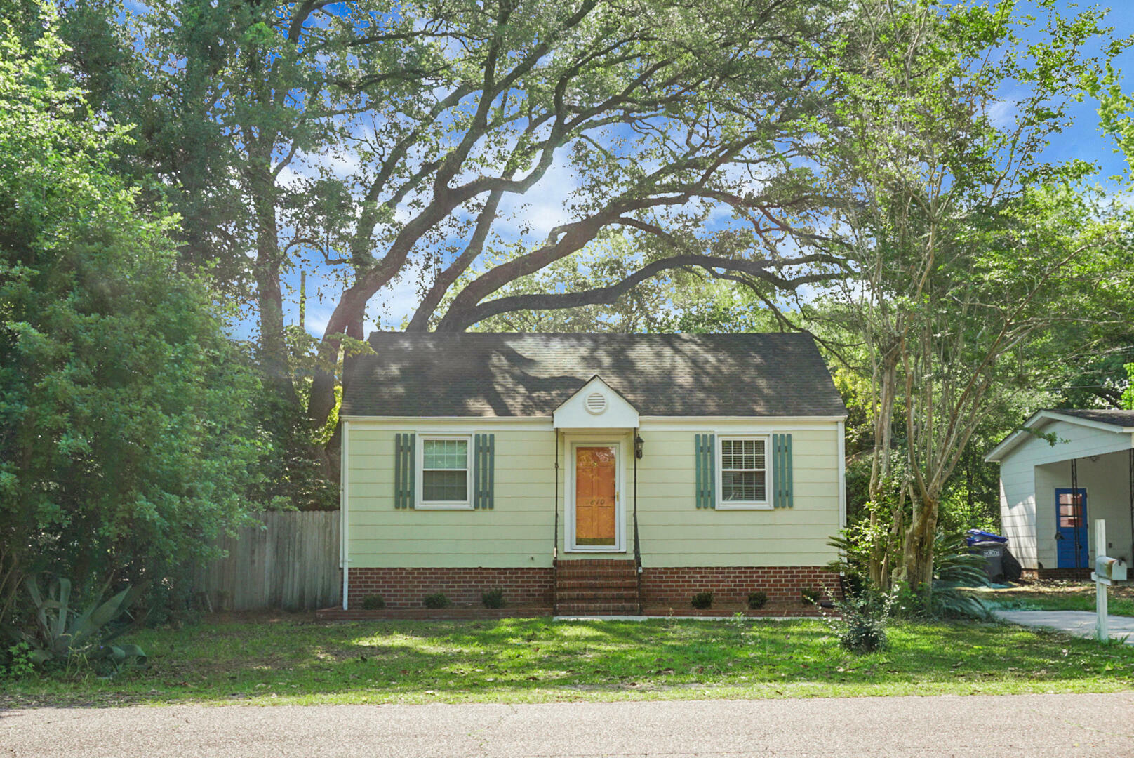 4810 Parkside Drive  North Charleston SC 29405 photo