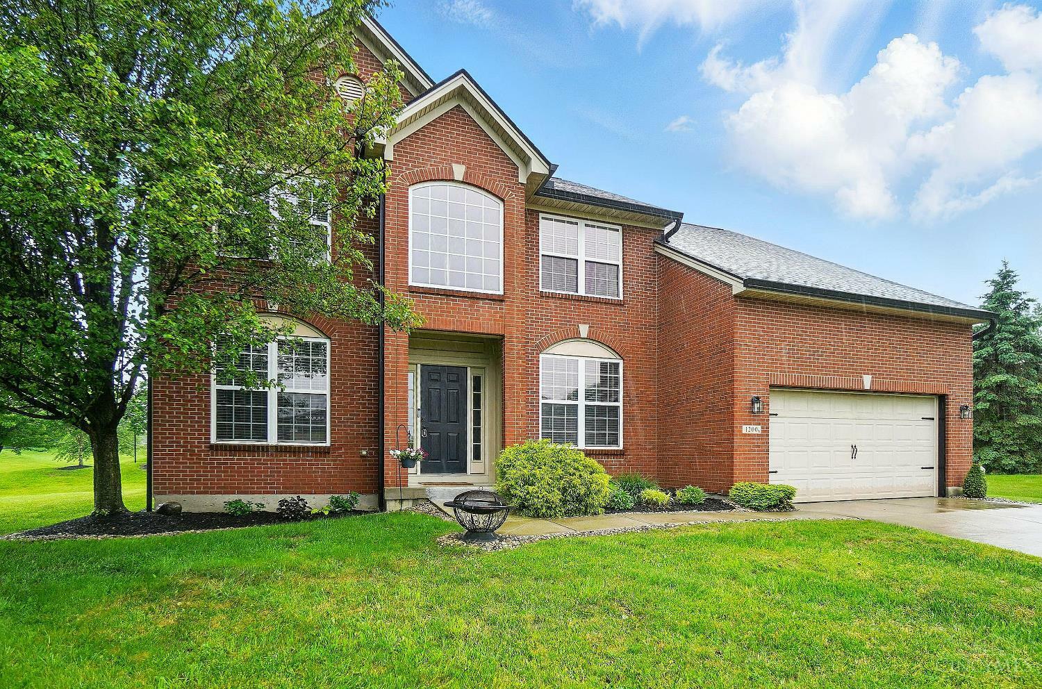 Property Photo: 1200 W Glenwood Court OH 45102
