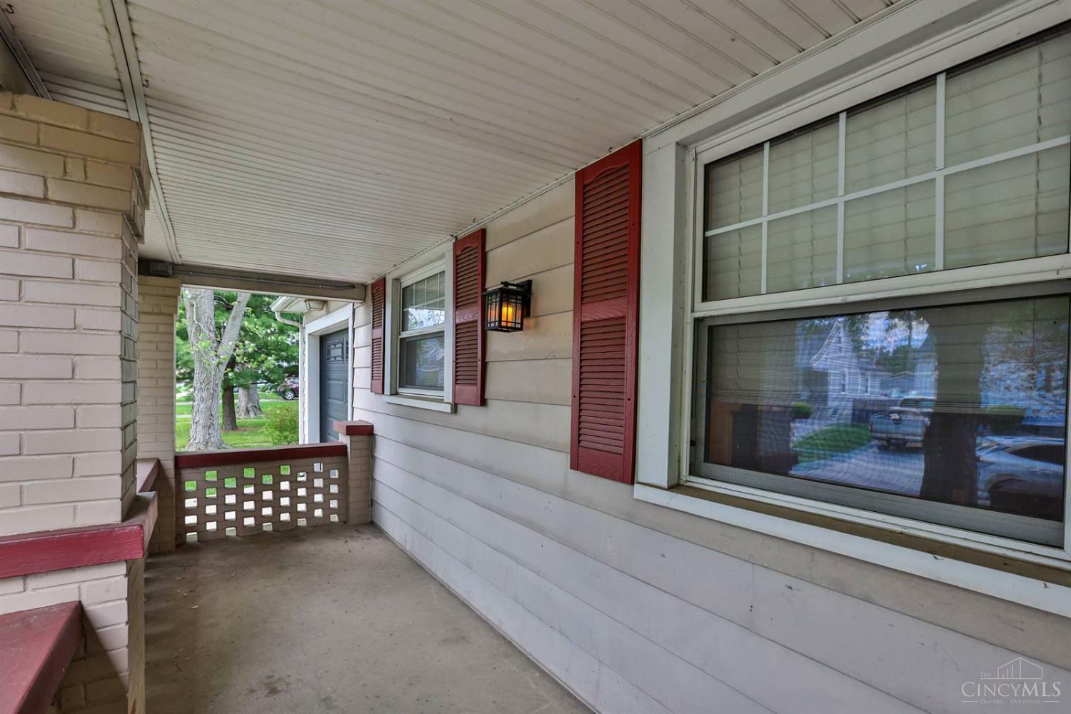 Property Photo: 2862 Winburn Avenue OH 45420