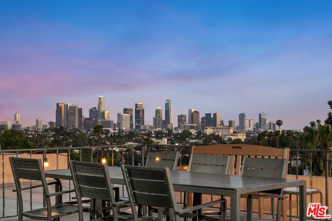 Property Photo: 1707 Micheltorena St CA 90026