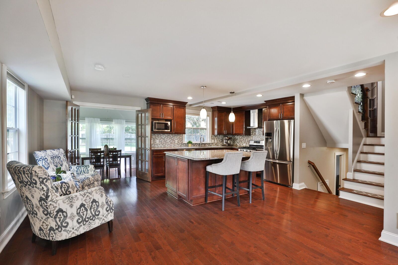 Property Photo: 258 Canyon Drive OH 43214