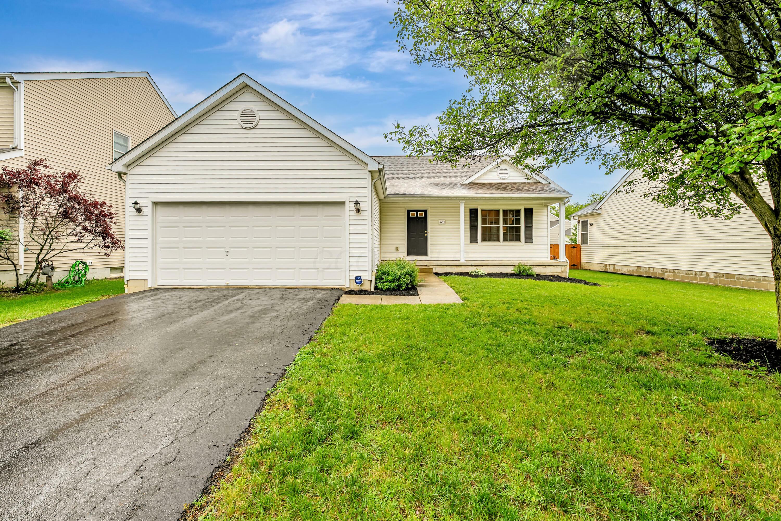 Property Photo: 5933 Katara Drive OH 43119