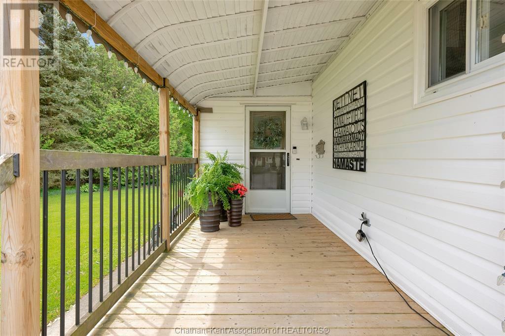 Property Photo:  22220 Charing Cross Road 16  ON N7M 5V8 