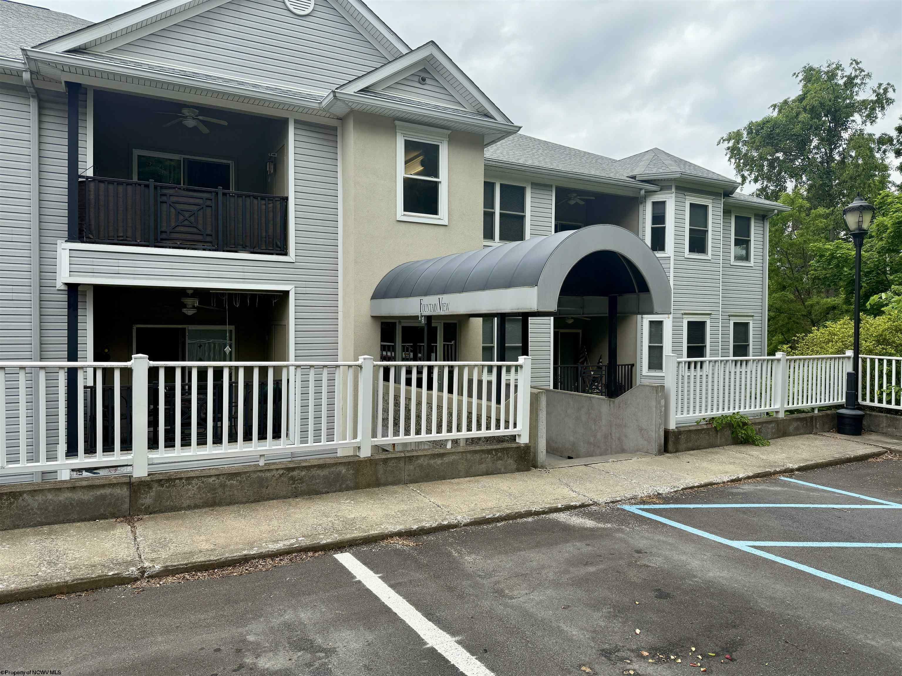 Property Photo: 419 Fountain View Drive 419 WV 26505