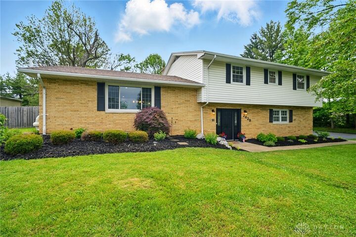 2629 Echo Valley Drive  Beavercreek OH 45434 photo