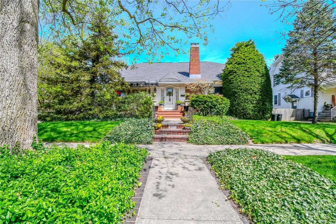Property Photo: 401 Hadley Avenue OH 45419