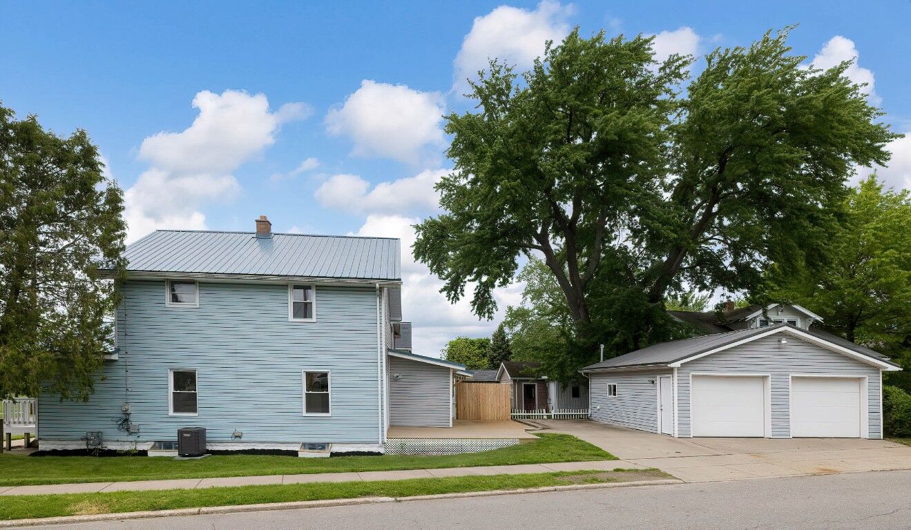 Property Photo: 2065 Willow Street PA 16510