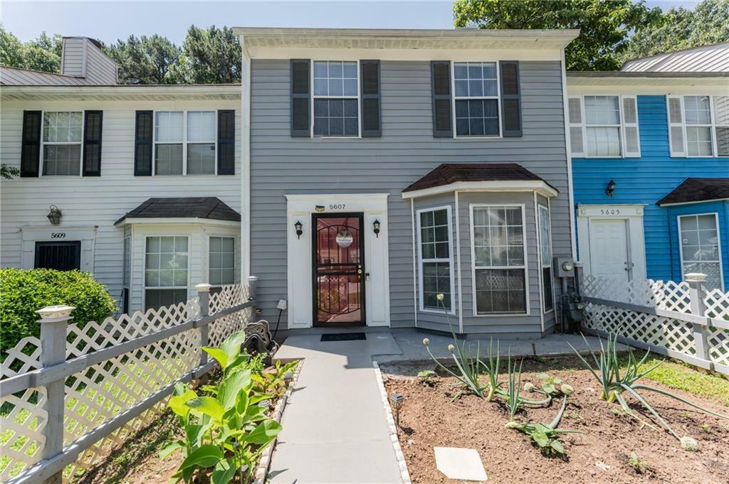 Property Photo:  5607 Stonington Trace Parkway  GA 30087 