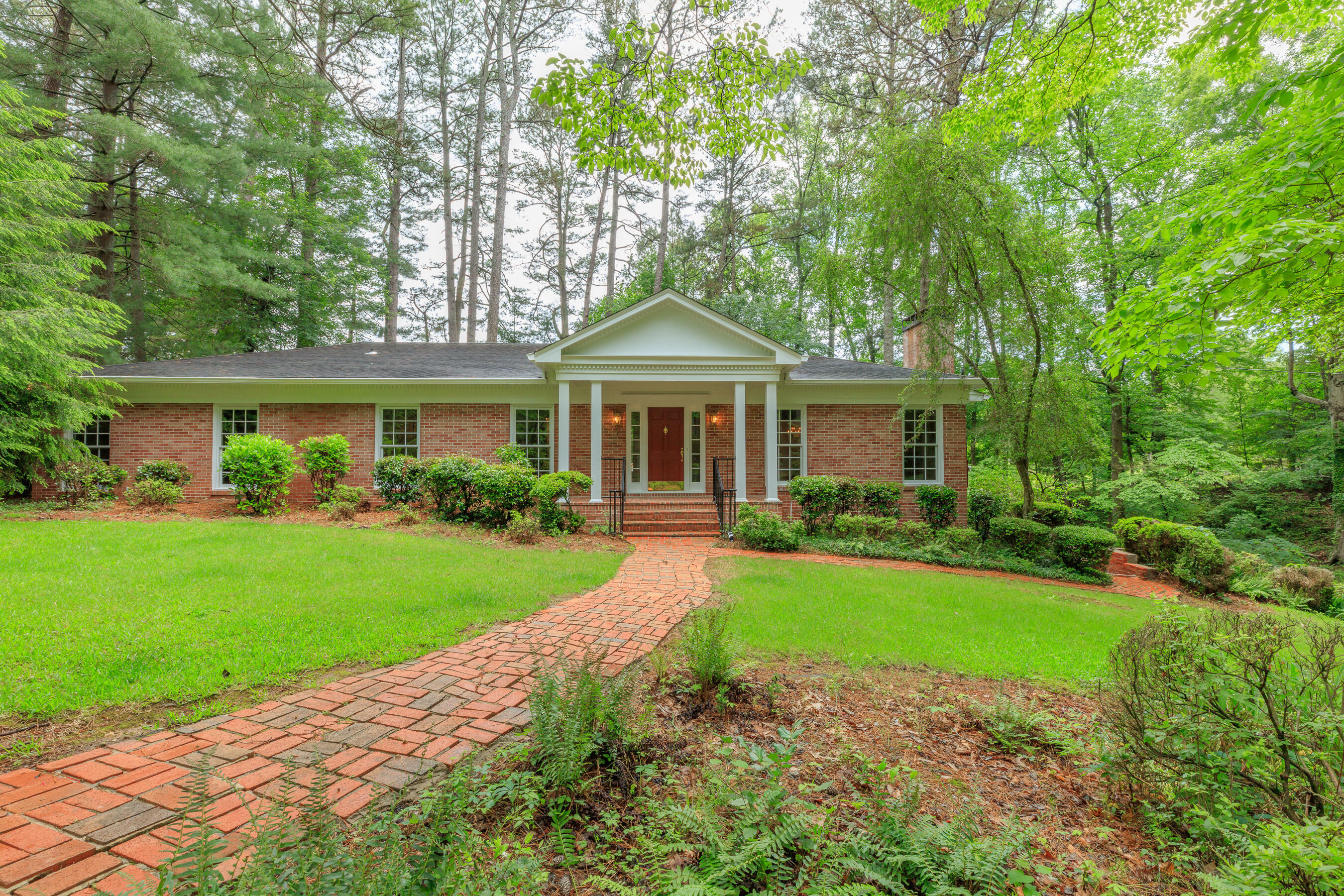 Property Photo: 302 Brookwood Lane GA 30728