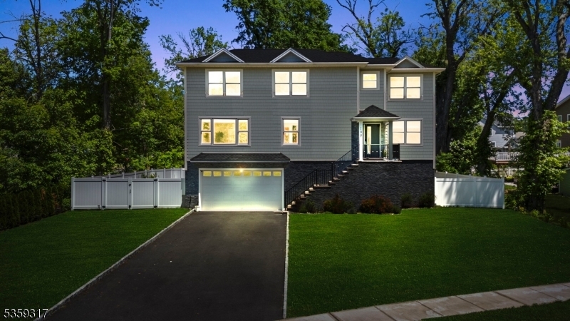 190 Riverside Dr  Springfield Twp. NJ 07081 photo