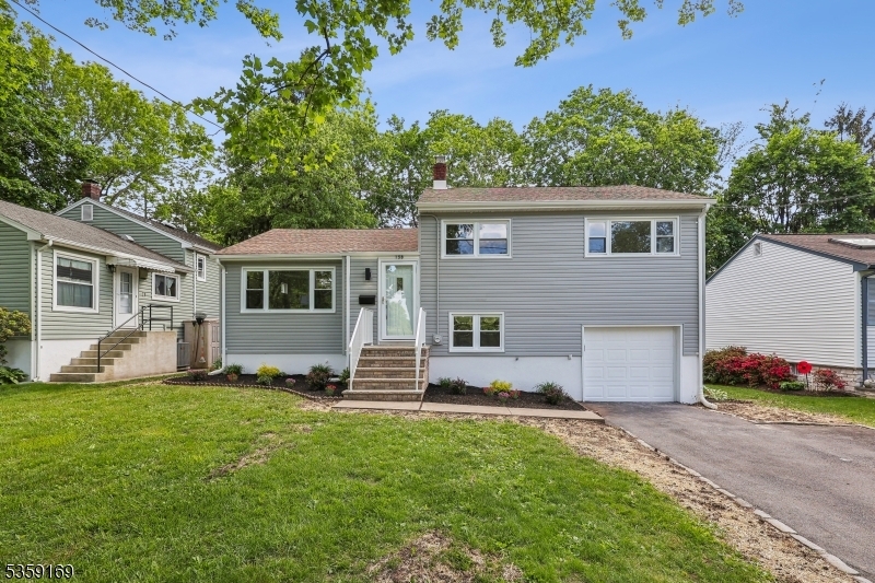 Property Photo:  158 Old Indian Rd  NJ 07052 