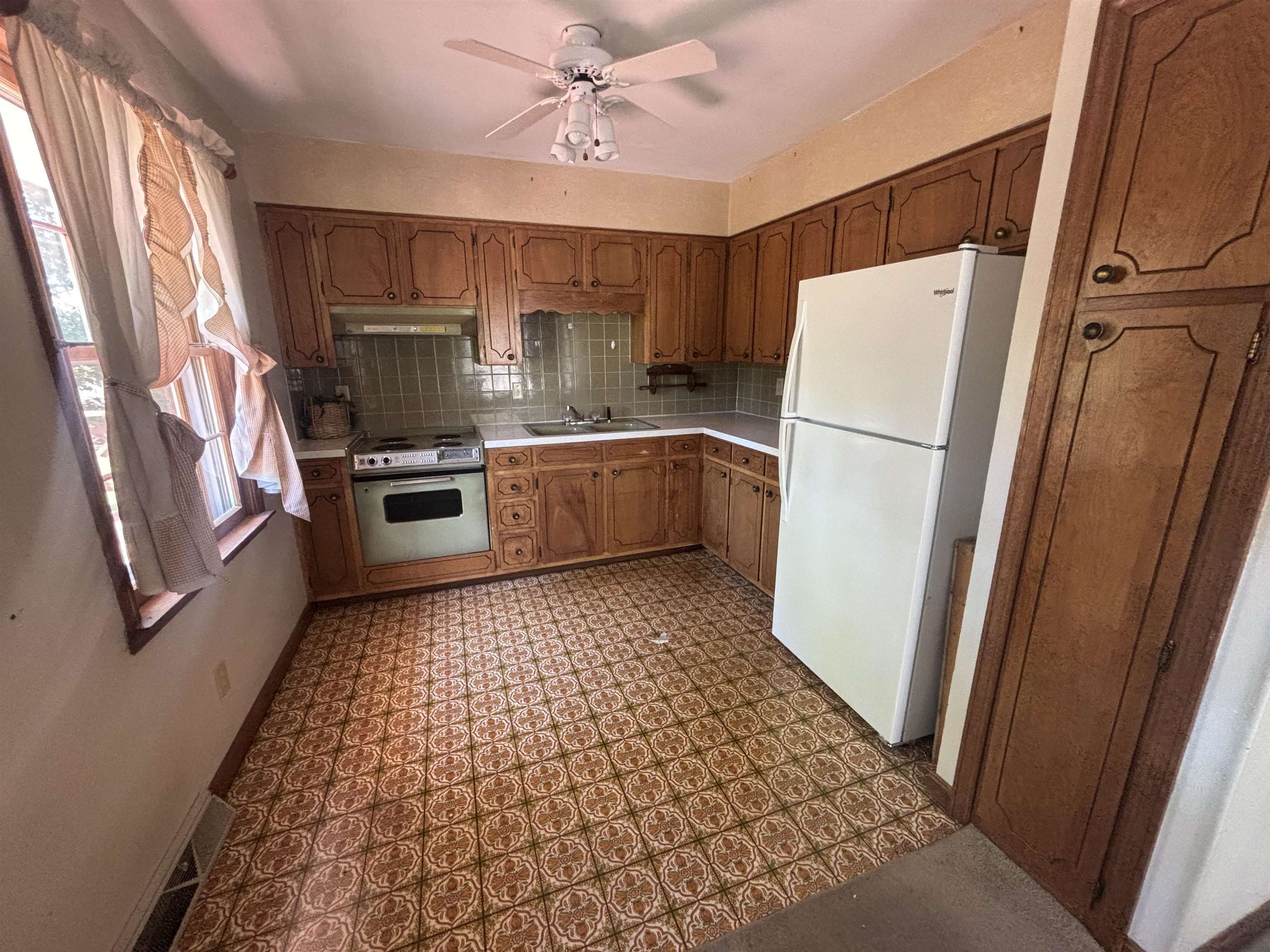 Property Photo: 2708 Flintlock Dr KY 42420