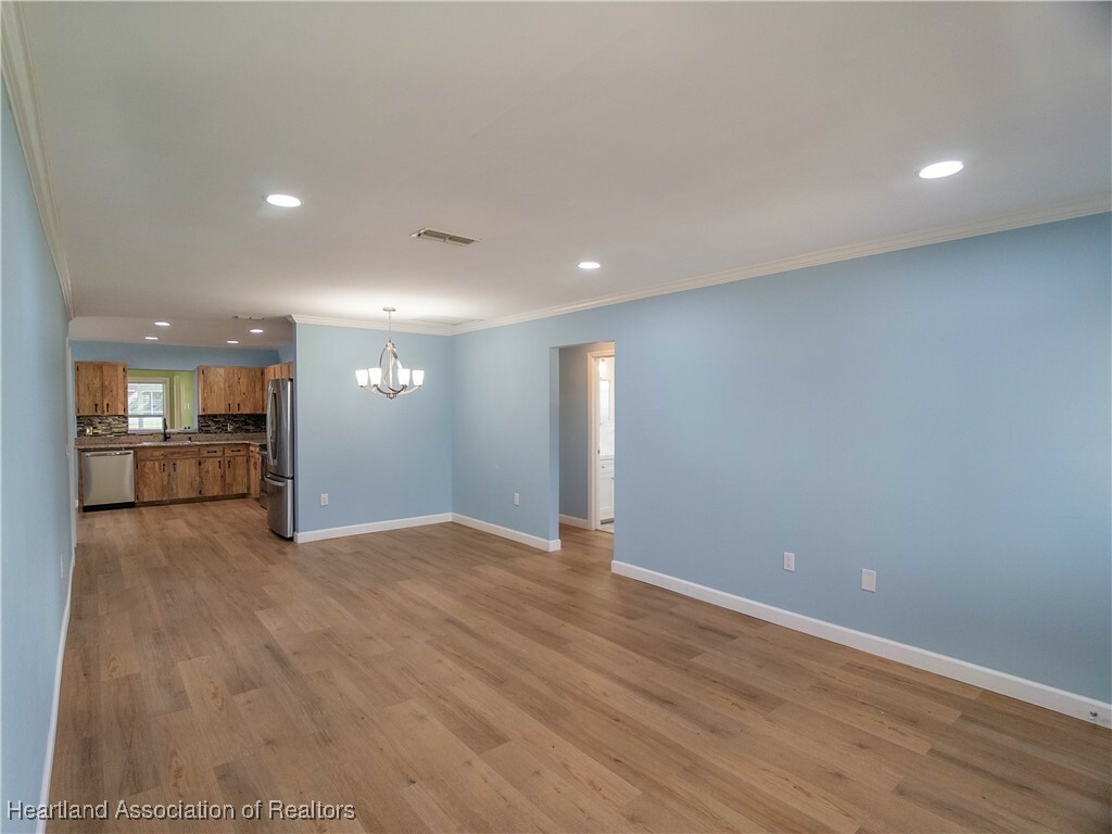 Property Photo: 956 Shamrock Drive FL 33875