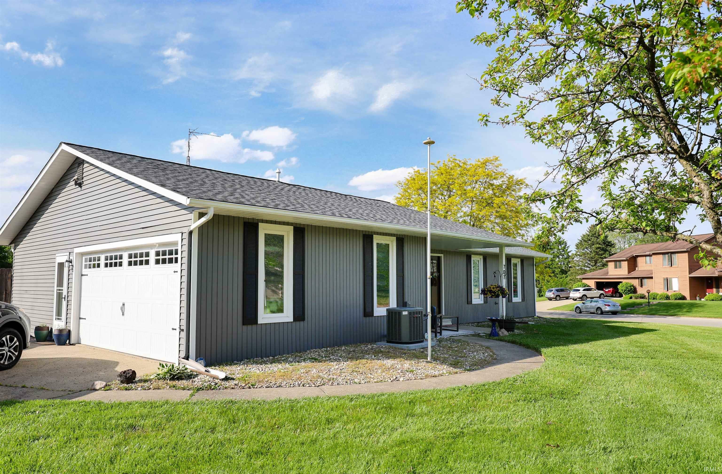 Property Photo: 707 Bluffview Drive IN 46703