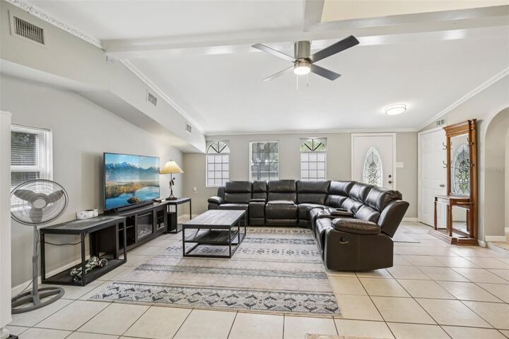 Property Photo: 705 Poinsettia Avenue FL 34731