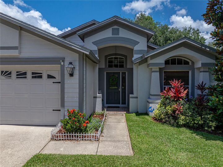 18003 Arbor Crest Drive  Tampa FL 33647 photo