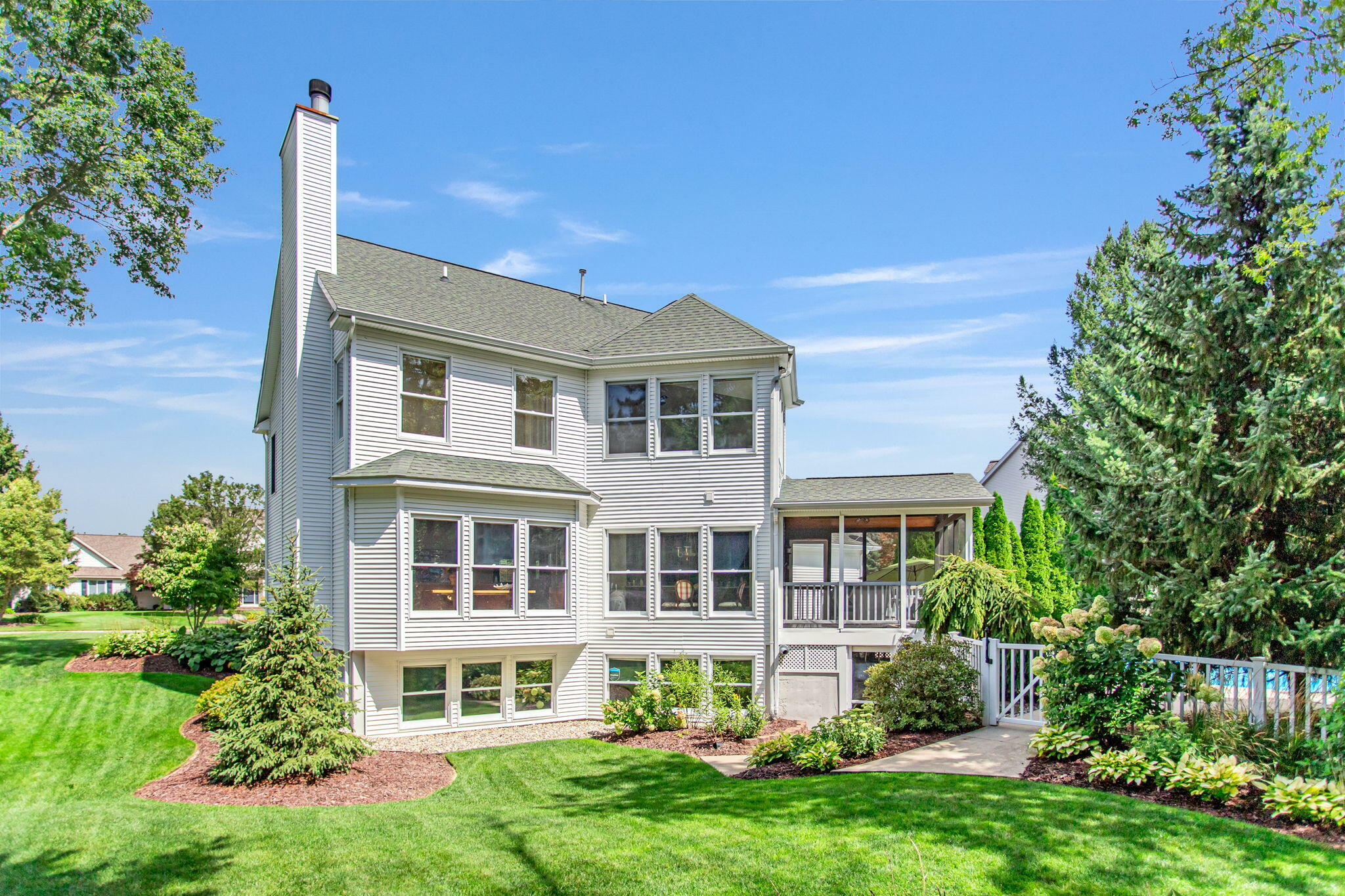 Property Photo: 1872 Goldeneye Drive MI 49424