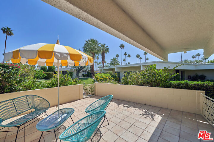 Property Photo:  1855 E Ramon Road 19  CA 92264 