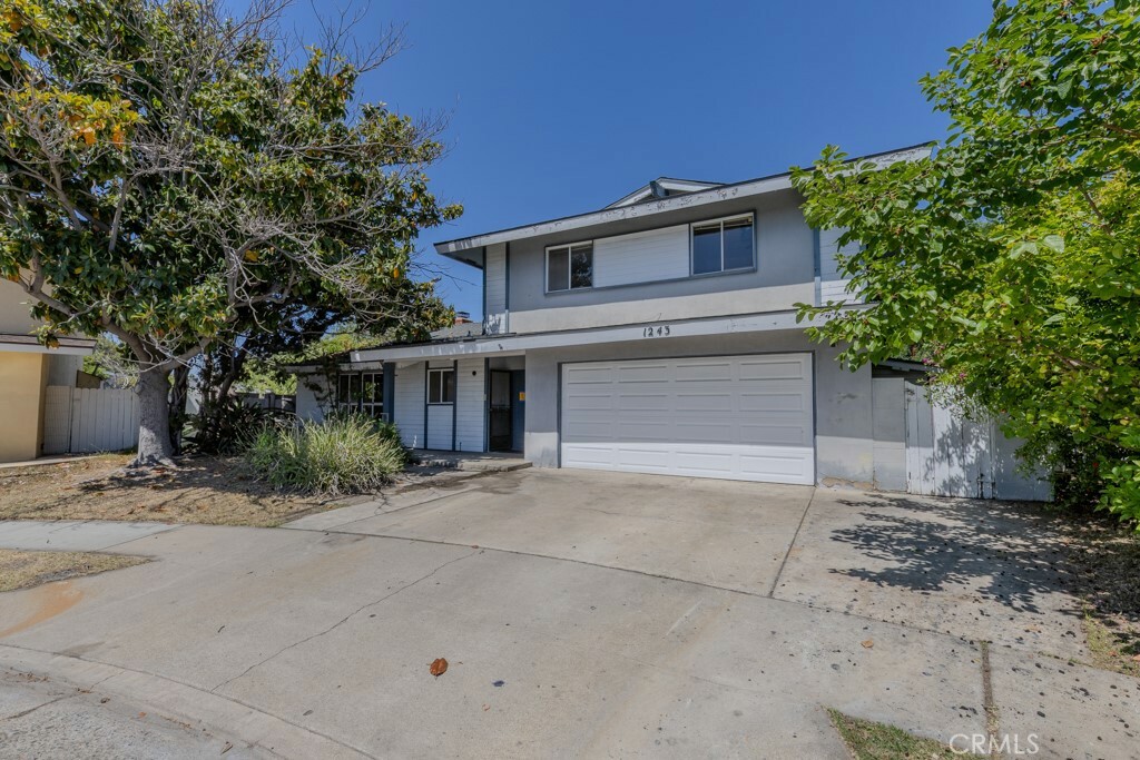 Property Photo: 1243 E Live Oak Court CA 92805