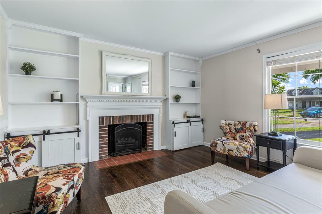 Property Photo: 721 Chippendale Court MO 63122