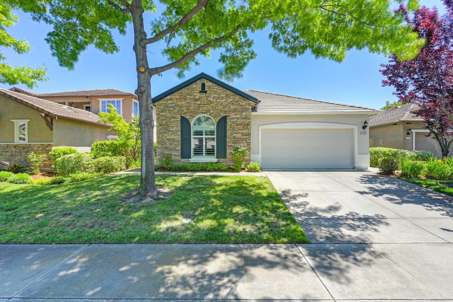 Property Photo: 1123 Meredith Way CA 95630