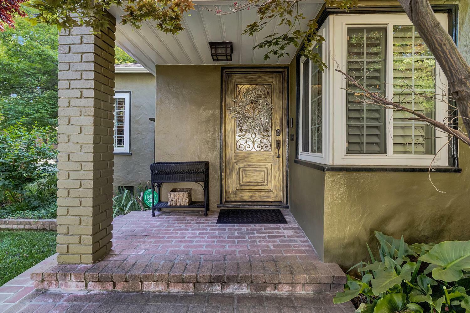 1621 Vallejo Way  Sacramento CA 95818 photo