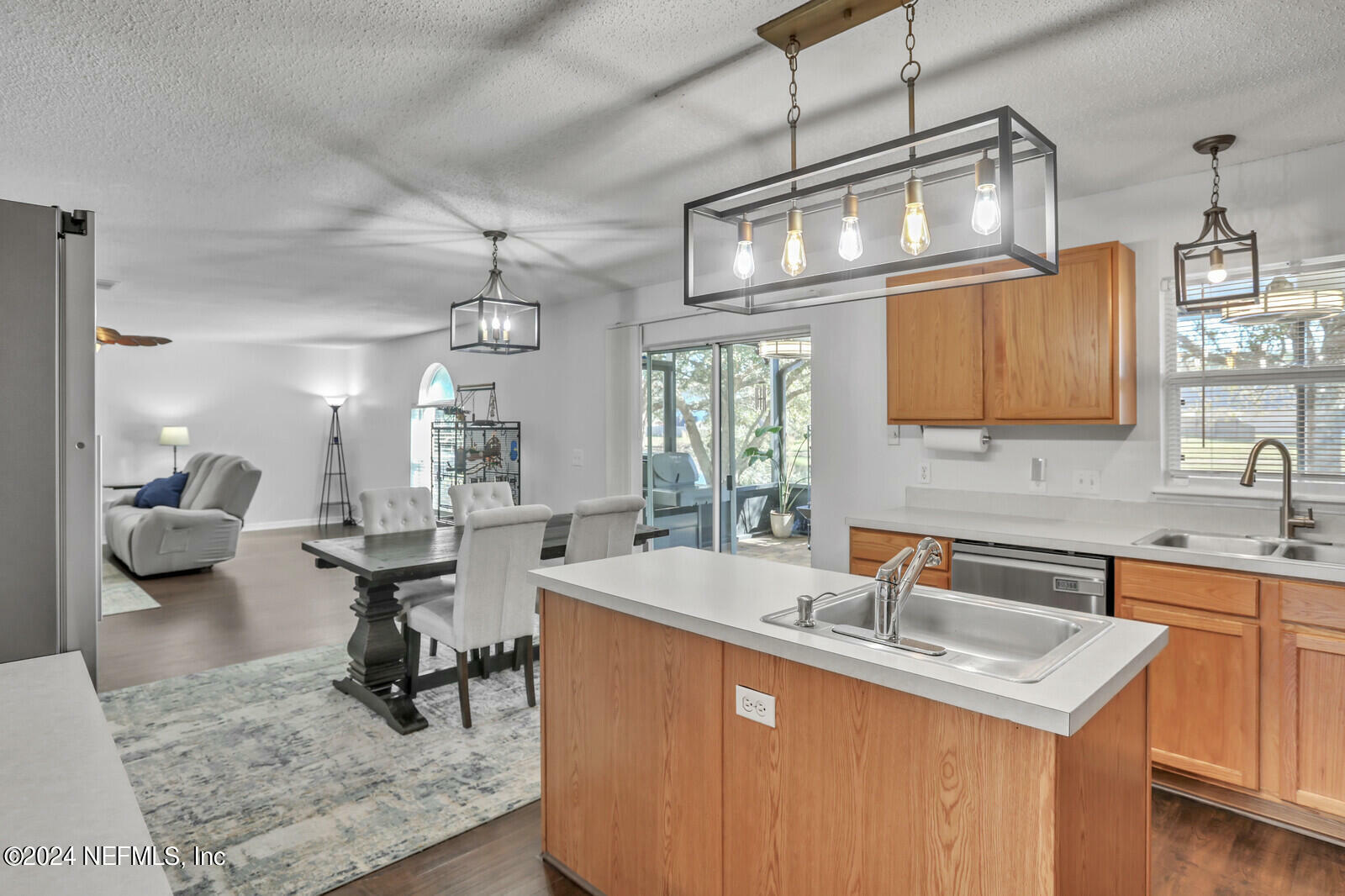 Property Photo: 1483 Seawolf Trail N FL 32221