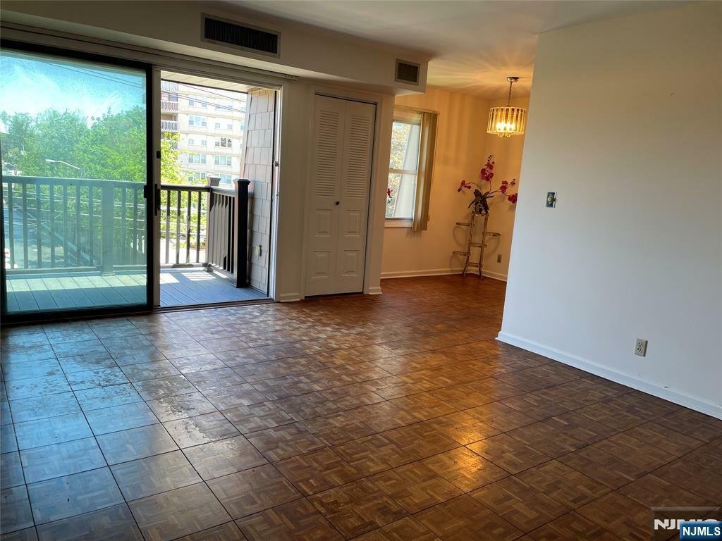 Property Photo: 570 North NJ 07024