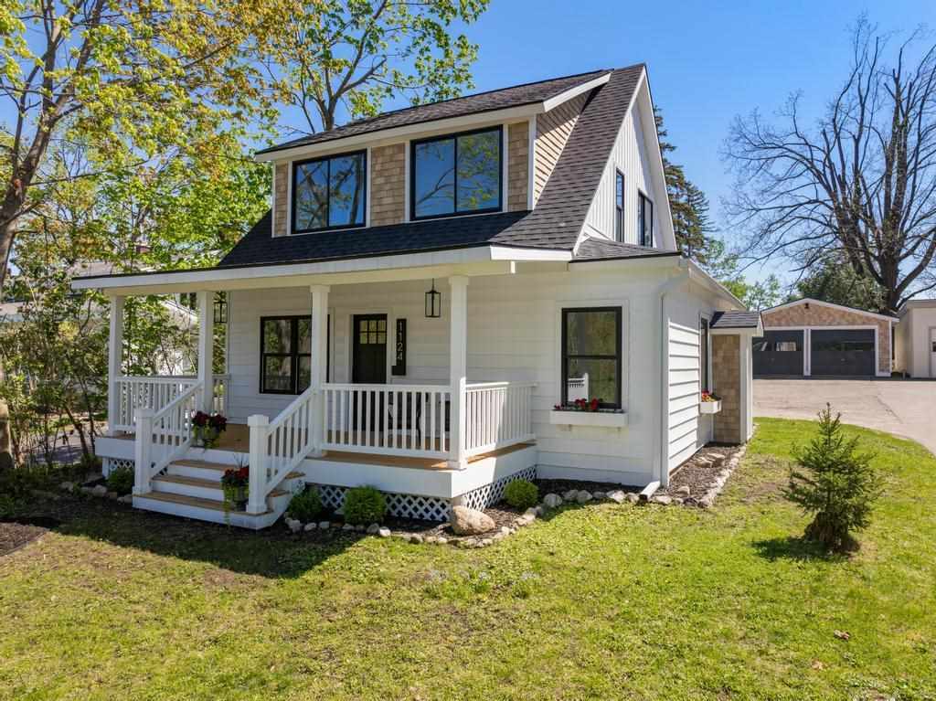 Property Photo: 1124 E Mitchell MI 49770