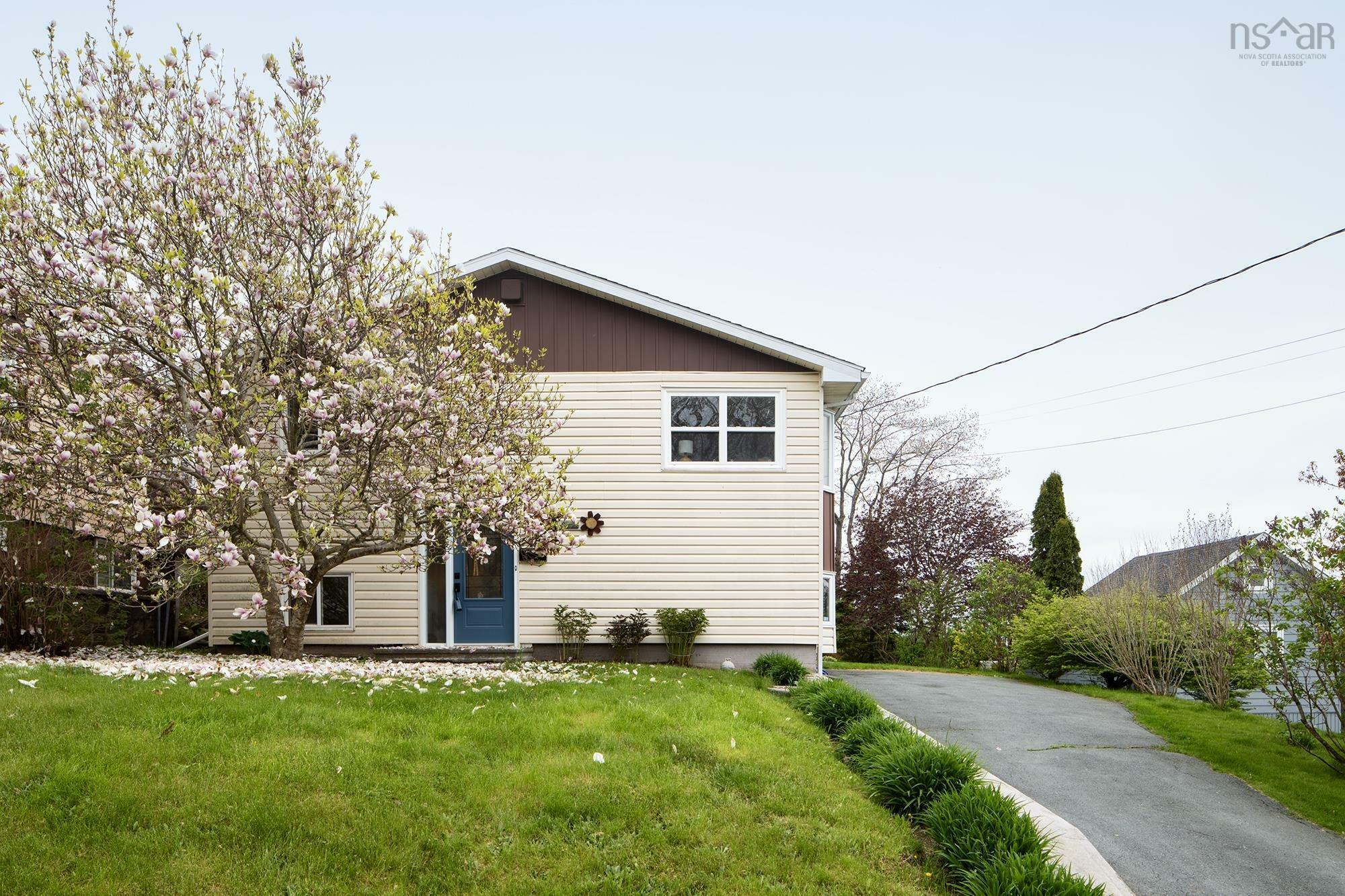 Property Photo: 18 Belmont Avenue NS B2W 1E5