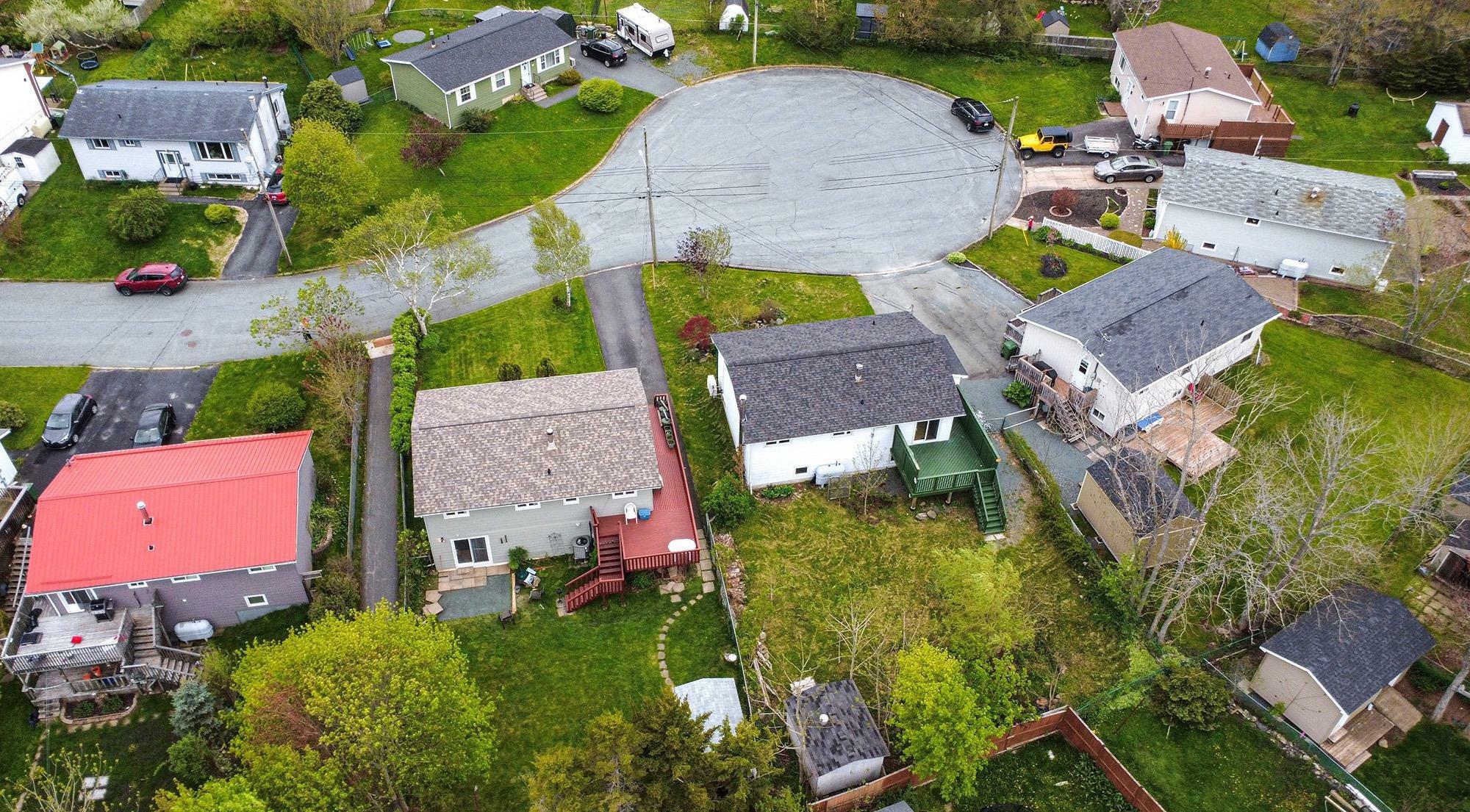Property Photo:  44 Leacock Court  NS B2W 4J4 