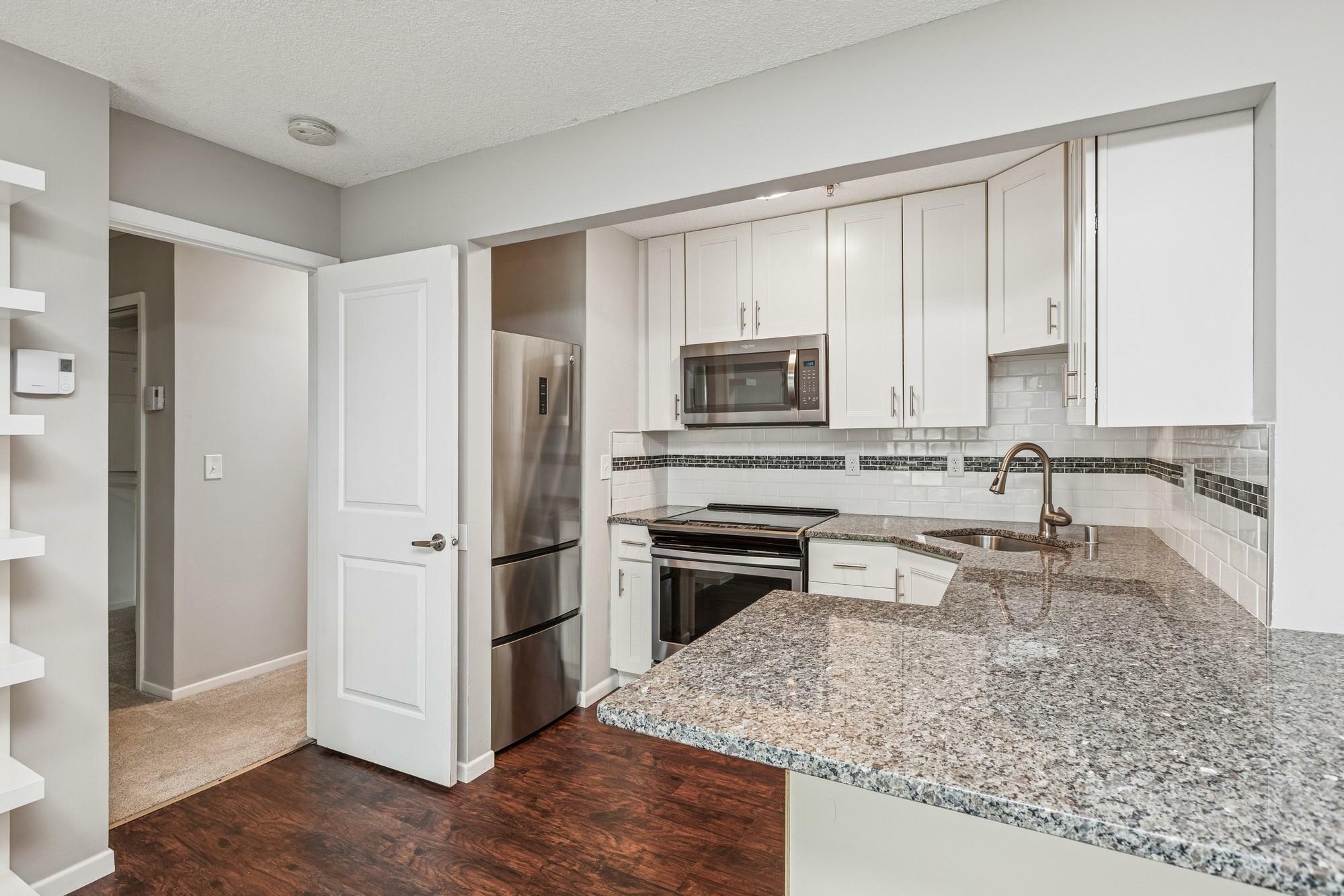 Property Photo: 2110 Ridge Drive 11 MN 55416