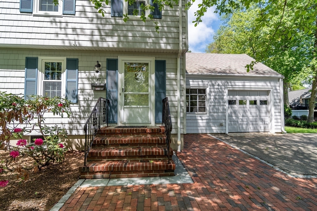 Property Photo:  47 Bonney Street  MA 02090 