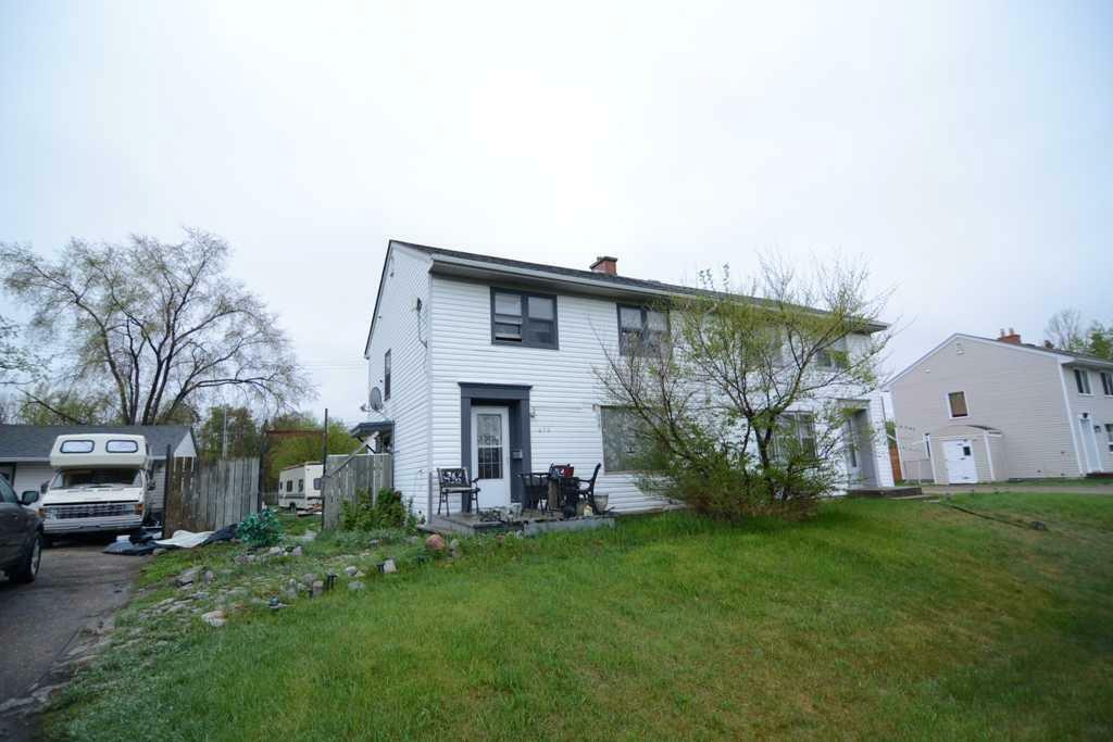 414 Willow Crescent  Springbrook AB T4S 1V7 photo