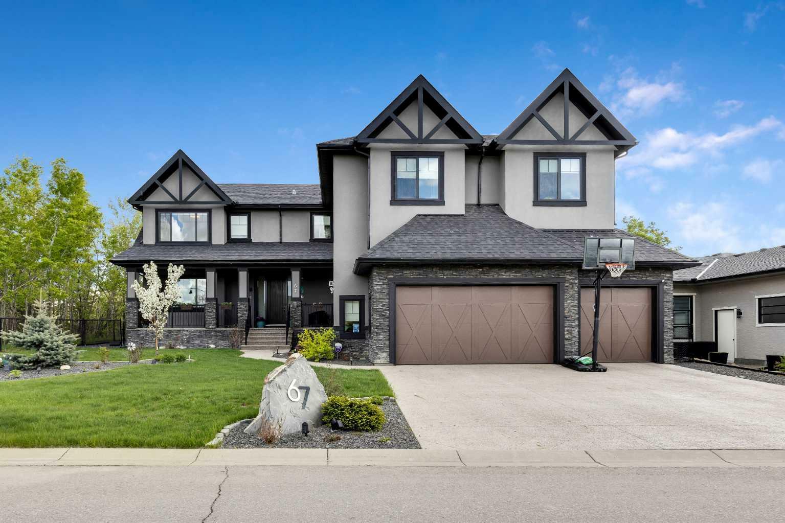 Photo de la propriété:  67 Mystic Ridge Way SW  AB T3H 1S7 