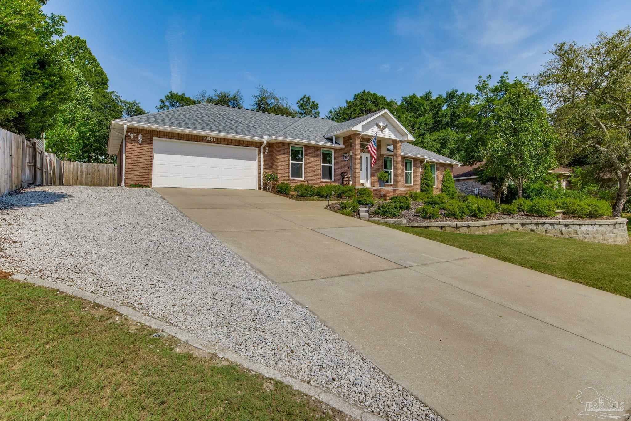 Property Photo: 4661 Browning Ct FL 32539