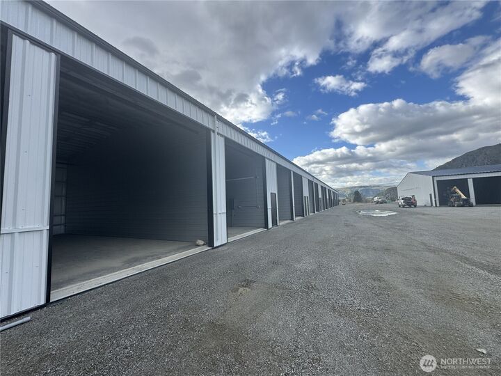 Property Photo:  73 E Shop Avenue C6  WA 98816 