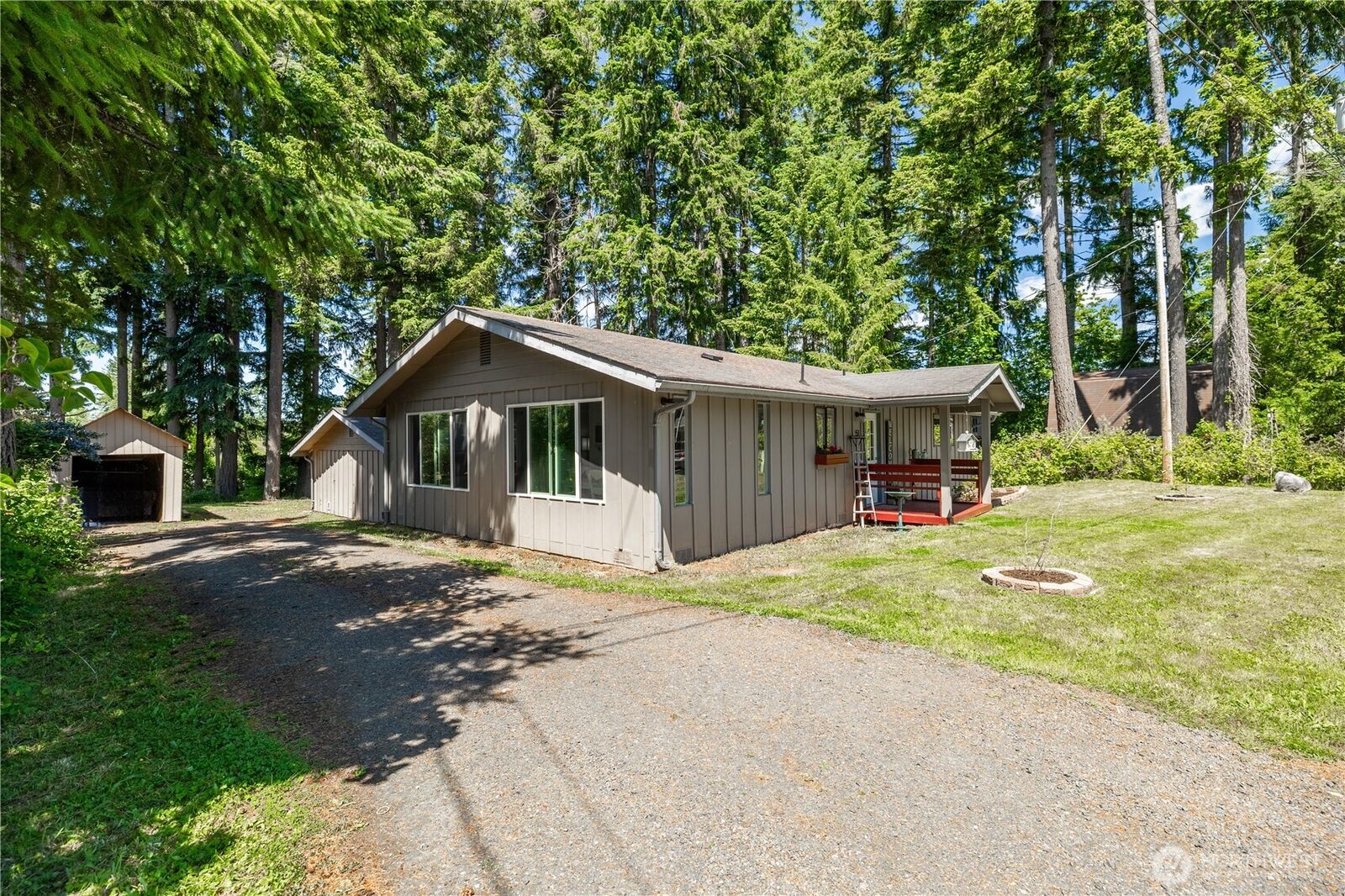 Property Photo:  51 SE High Rd  WA 98584 