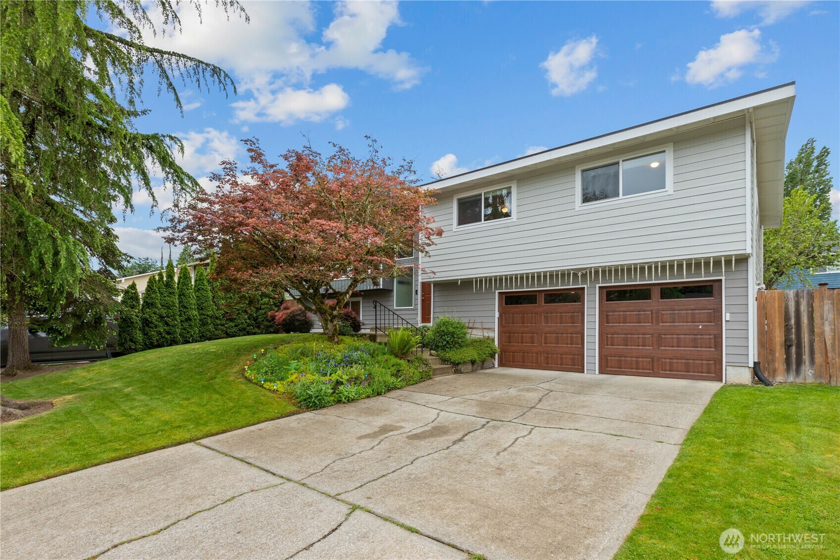 Property Photo: 13025 87th Place NE WA 98034