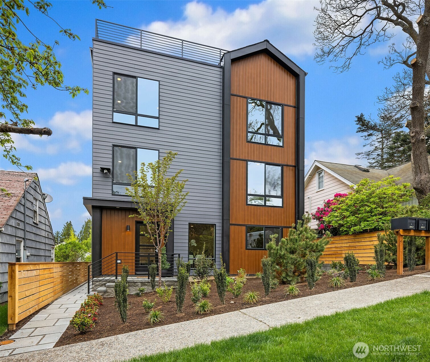 322 NW 47th Street  Seattle WA 98107 photo