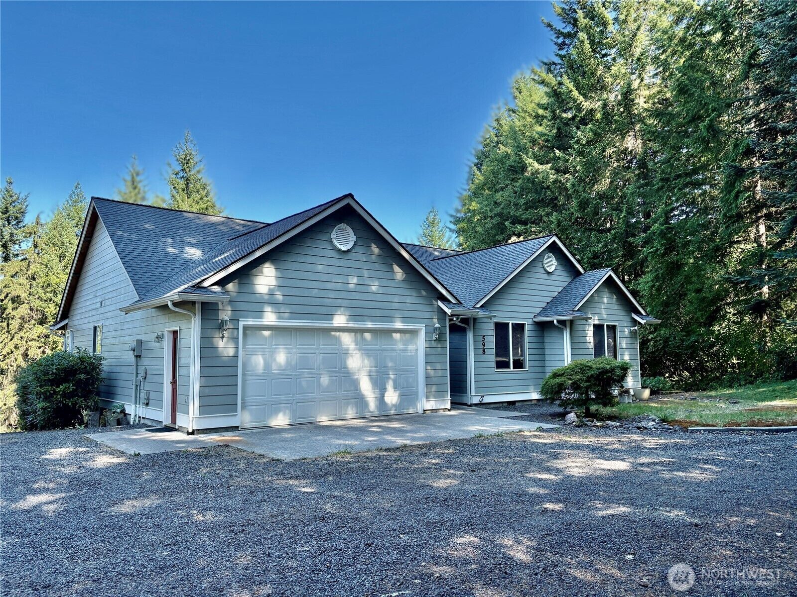 Property Photo: 598 Carnine Place WA 98611