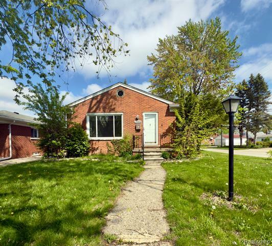 7402 Colonial Street  Dearborn Heights MI 48127 photo