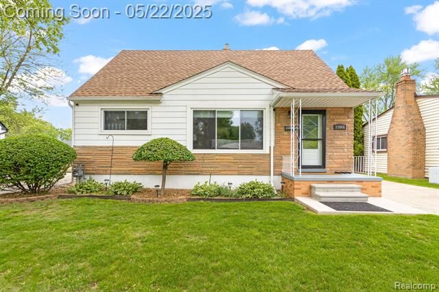 Property Photo: 33066 Brown Street MI 48135