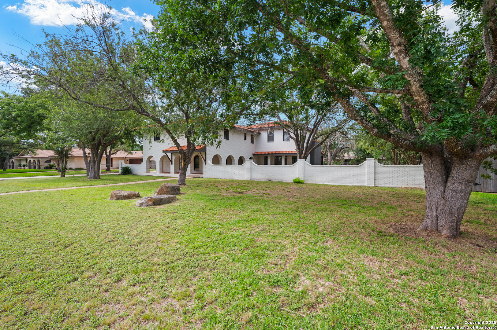 Property Photo:  520 Sagecrest Dr.  TX 78232 