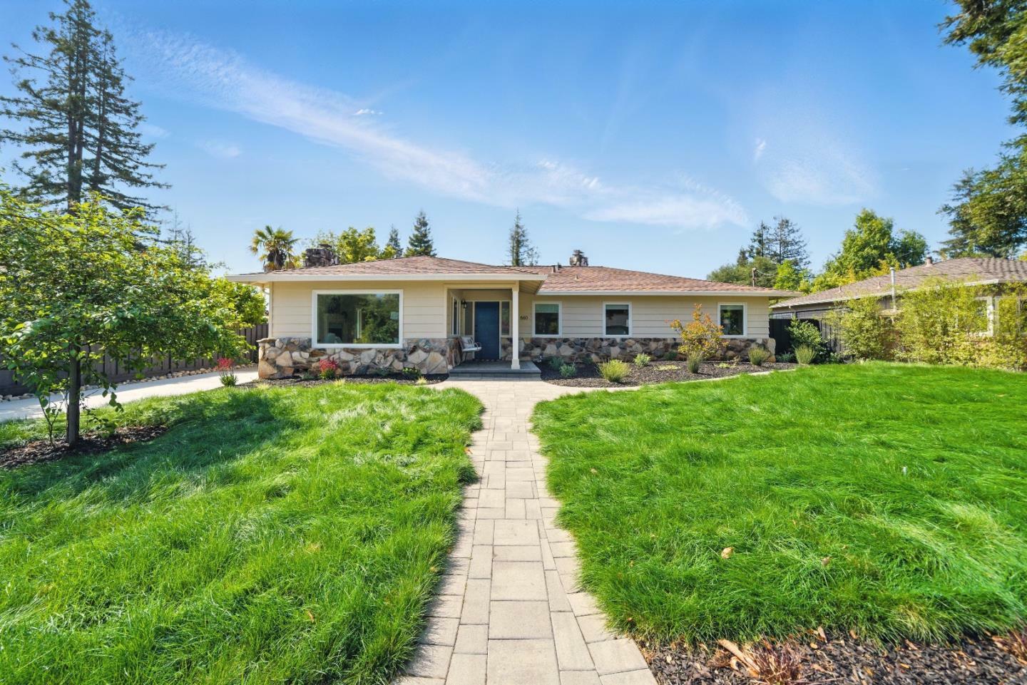 Property Photo: 660 Giralda Drive CA 94024
