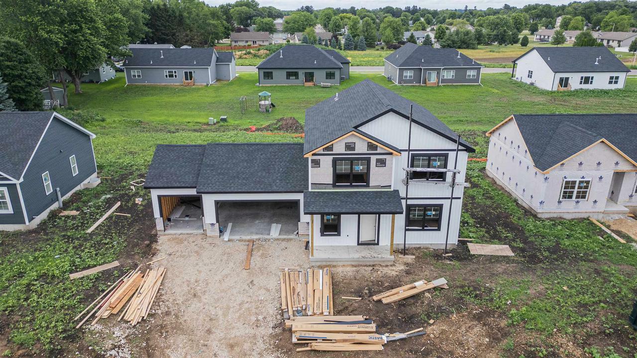 Property Photo: 70 East Evergreen Lane WI 53563