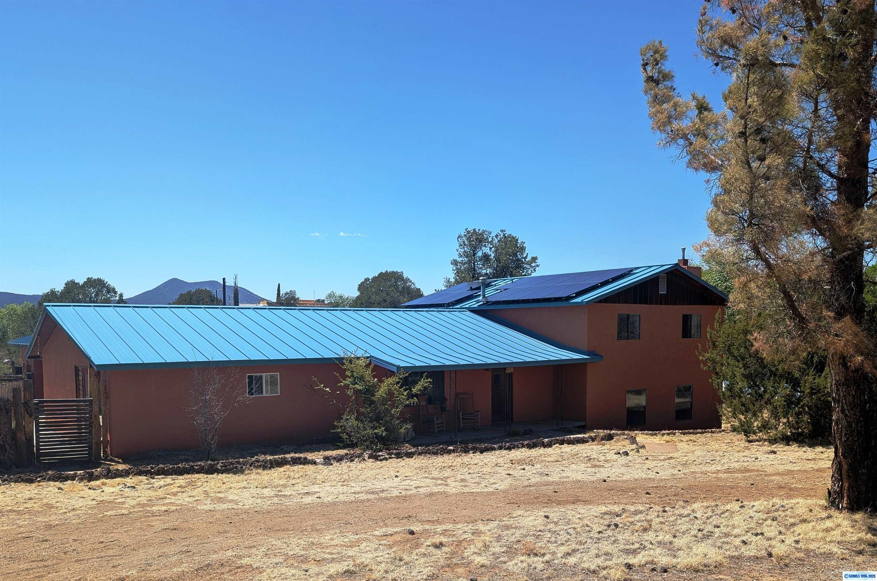 Property Photo: 611 E Cain Drive NM 88061