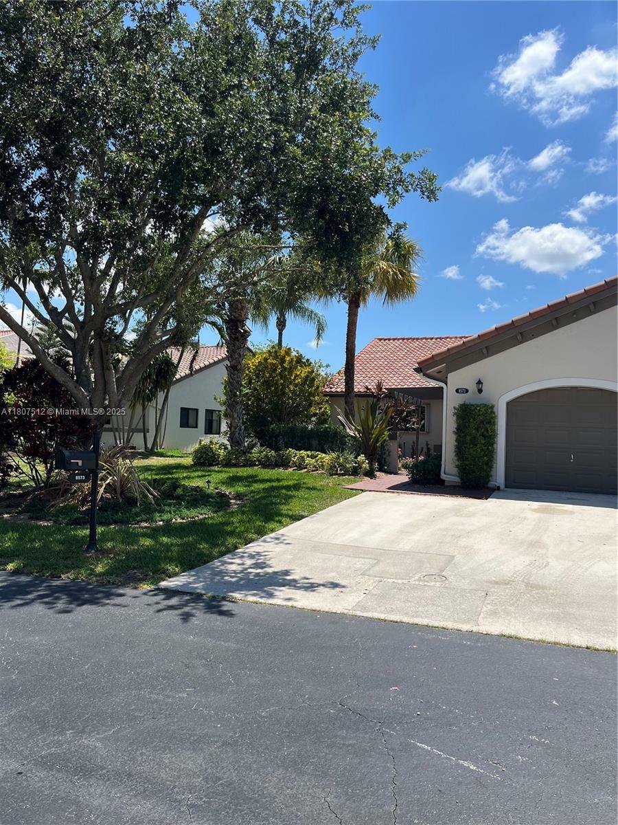 Property Photo: 8573 SW 115th Ct FL 33173